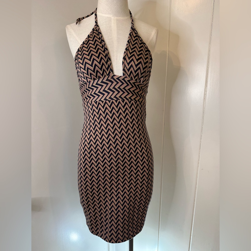 Princess Polly halter Zigzag Bodycon Dress in Black and Beige Sz 2